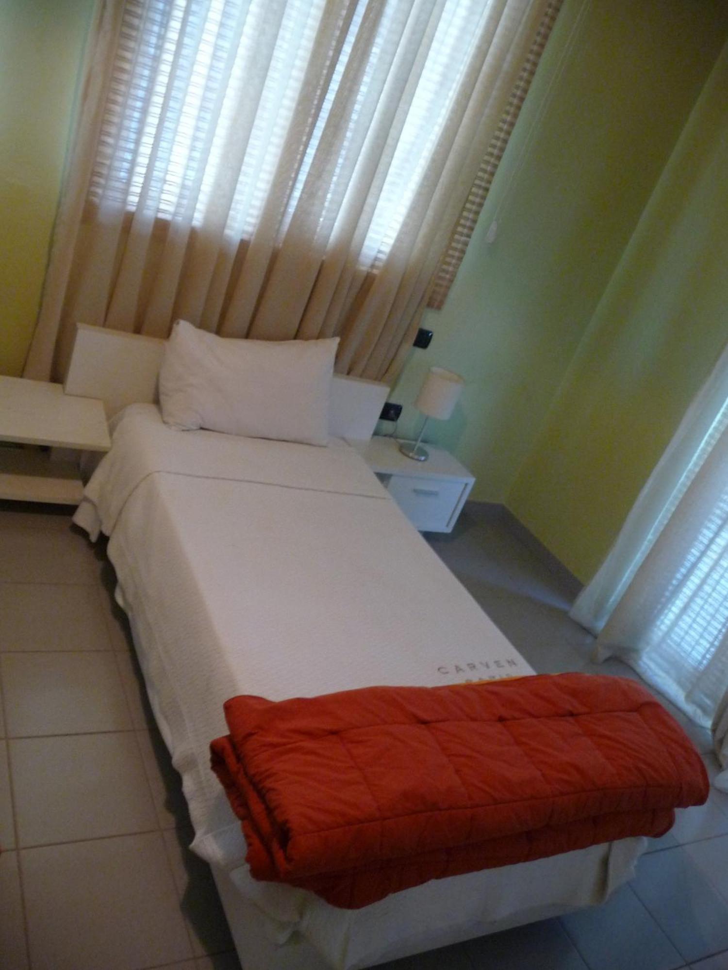 Hotel Luani A 3*