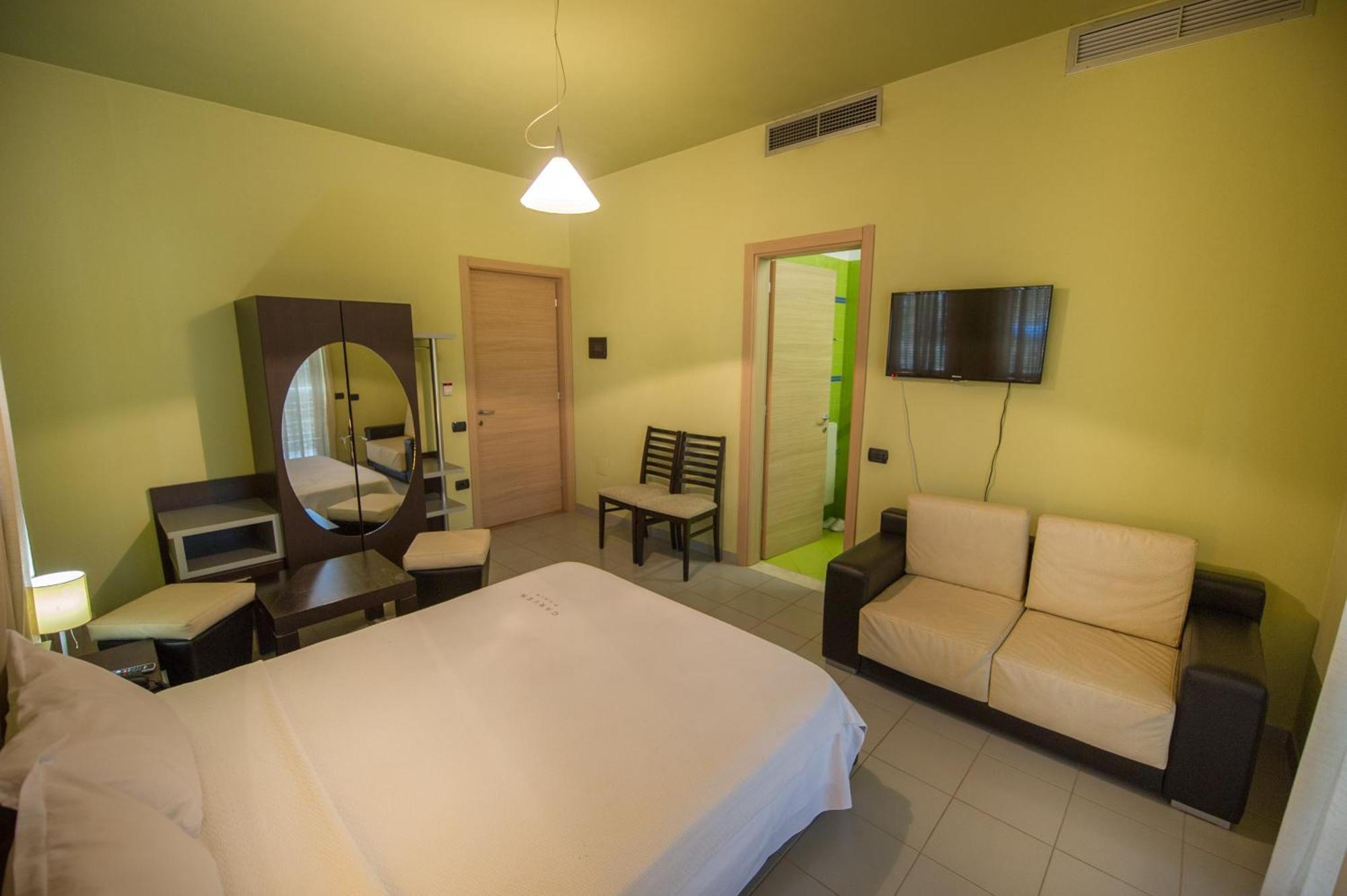 Hotel Luani A 3*